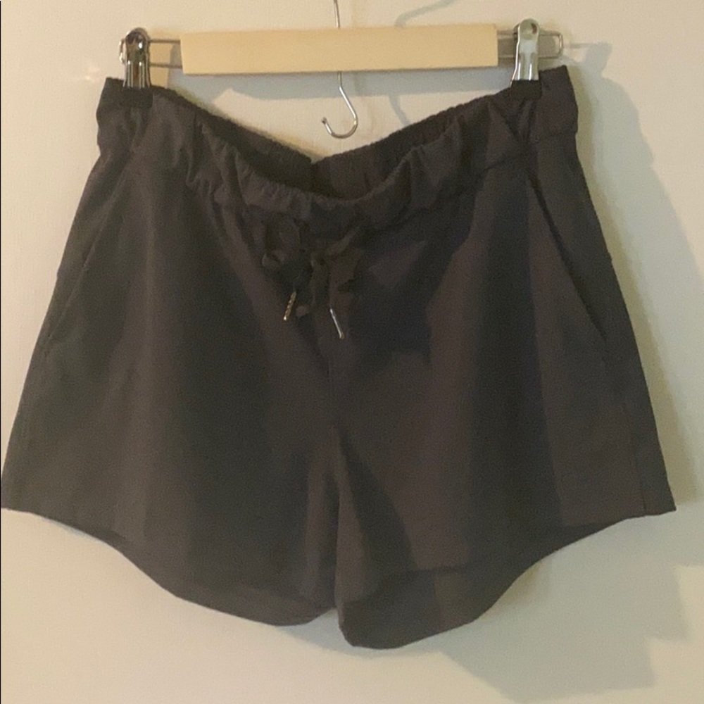 Lululemon charcoal on the fly shorts